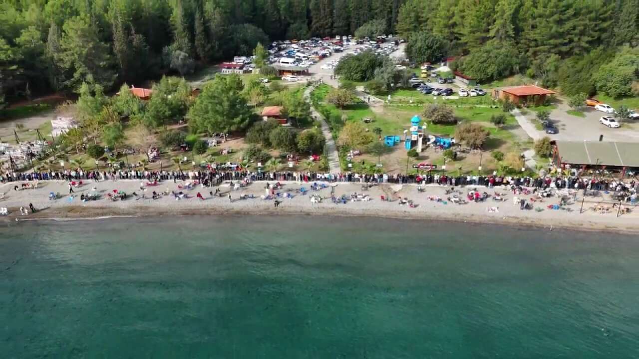 Yüzlerce Vatandaş Kille'de Marina Projesine Karşı İnsan Zinciri Oluşturdu 1